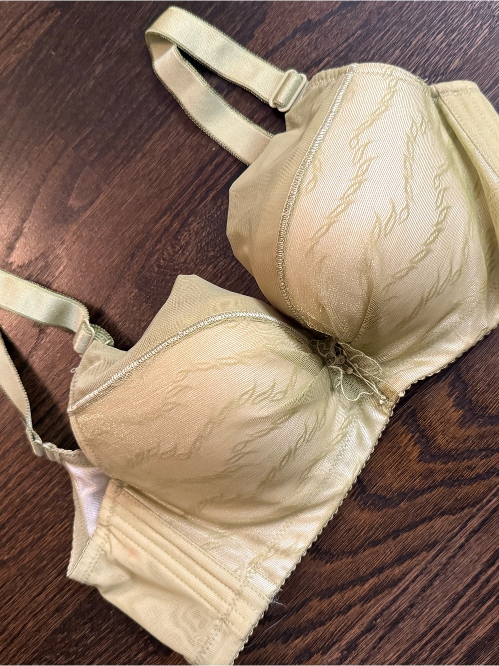 Classic Light Green Women's push up T-Shirt Bra 34c